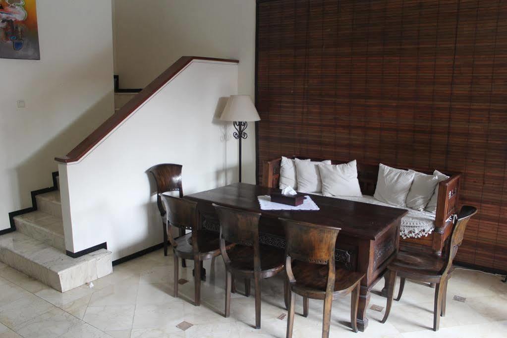 9 Bedroom Gerhana Villa Kuta Lombok Dış mekan fotoğraf